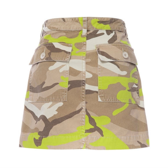 9. NWT LE SUPERBE EXTRA MINI SKIRT - Picture 3 of 8